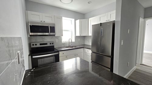 4-1142 Sw 4th St, Miami, FL, 33130-2037 | Card Image