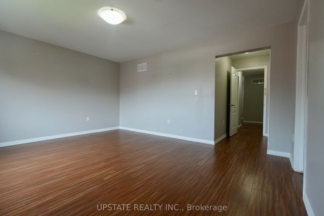 UPPER - 18 Caliper Rd, House attached with 4 bedrooms, 3 bathrooms and 2 parking in Brampton ON | Image 29