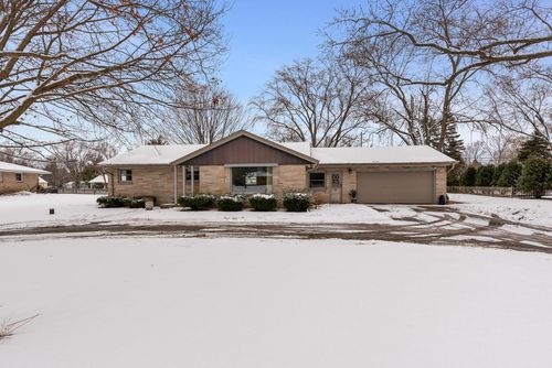 4620 N 135th Street, Brookfield, WI, 53005 | Card Image