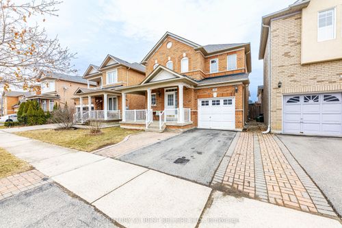 3852 Oland Dr, Mississauga, ON, L5M6M8 | Card Image