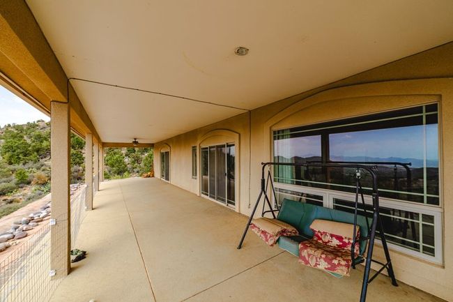 Patio | Image 15
