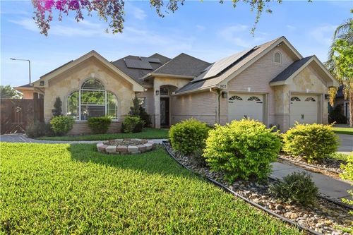 9103 N 26th Ln, McAllen, TX, 78504-6237 | Card Image