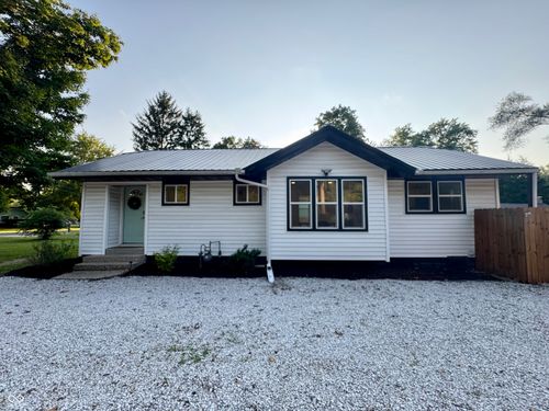 19977 Brick Rd, South Bend, IN, 46637-1736 | Card Image