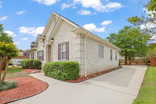 1134 Grandiflora Dr, Leland, NC, 28451-9518 | Card Image