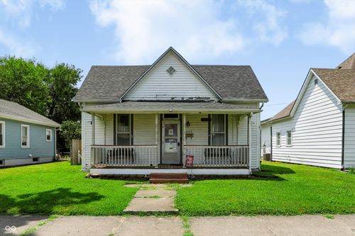 609 Montgomery St, Shelbyville, IN, 46176-1912 | Card Image