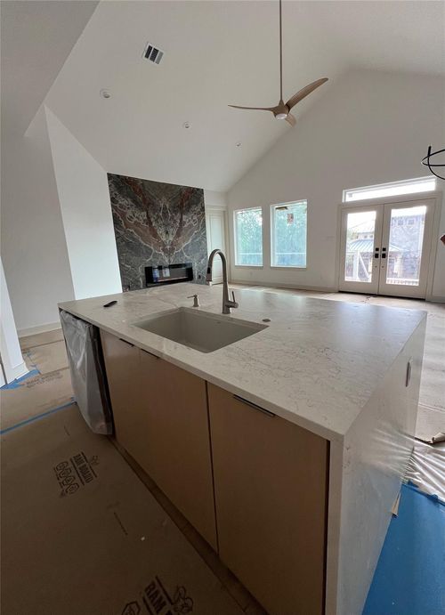 310 Blue Point Rd, Clear Lake Shores, TX, 77565-2366 | Card Image