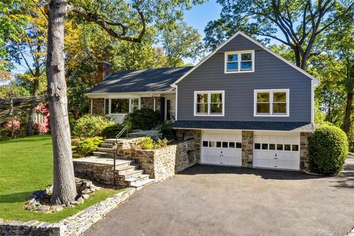 17 Leatherstocking Ln, Mamaroneck, NY, 10543-1115 | Card Image