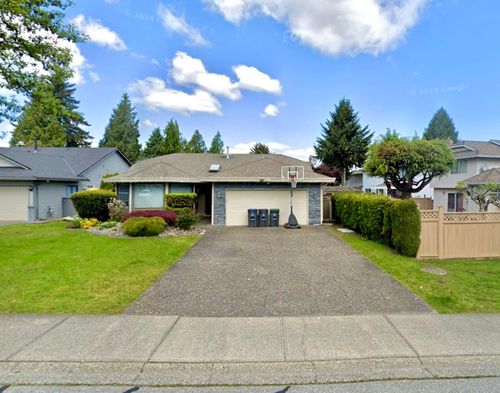 15431 93 Ave, Surrey, BC, V3R9B5 | Card Image
