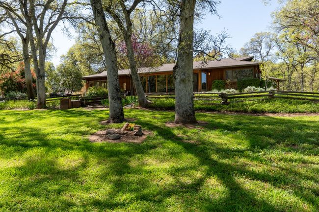 6879 State Highway 49 N, House other with 3 bedrooms, 3 bathrooms and null parking in Mariposa CA | Image 5