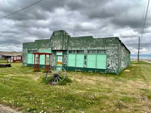 401 2 Ave, Walsh, AB, T0J3L0 | Card Image