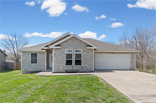 206 Krause St, Richmond, MO, 64085-2424 | Card Image