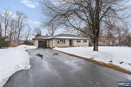 9 Adelaide Ter, West Milford, NJ, 07480-2118 | Card Image