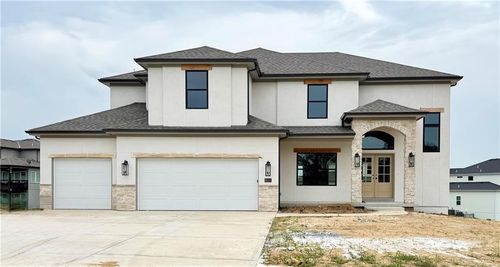 8211 Nw 90th Ter, Kansas City, MO, 64153-5101 | Card Image