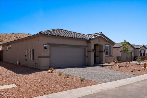 558 Jefferson Ln, Mesquite, NV, 89027-1244 | Card Image