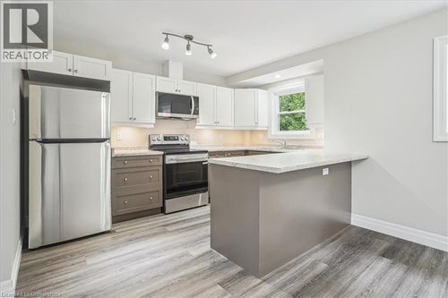 2-38 Viewpoint Ave, Hamilton, ON, L8V2S5 | Card Image