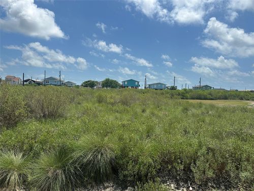 647 Flamingo St, Sargent, TX, 77414-9054 | Card Image