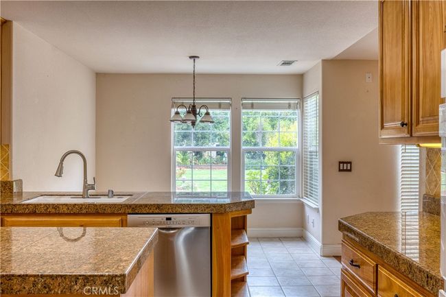 Breakfast nook | Image 14