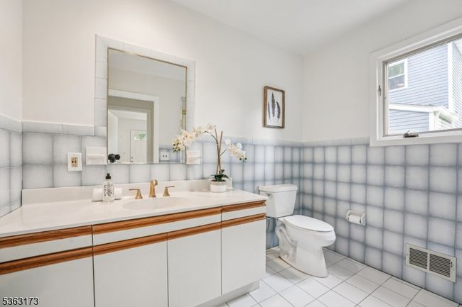 7 Highland Blvd, House other with 5 bedrooms, 3 bathrooms and null parking in West Orange NJ | Image 23