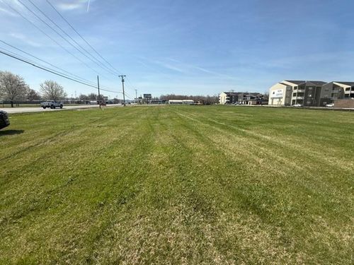 123000 Dixie Hwy, Louisville, KY, 40272 | Card Image