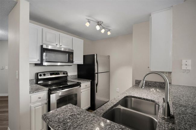 5-301 - 5450 Bentgrass Dr, Condo with 2 bedrooms, 2 bathrooms and null parking in SARASOTA FL | Image 10