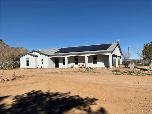 1790 S Gleeson Rd, Golden Valley, AZ, 86413-7838 | Card Image