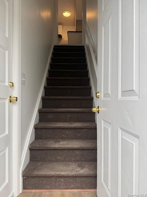 2nd-fl-161 Glen Cove Ave, Glen Cove, NY, 11542-3441 | Card Image