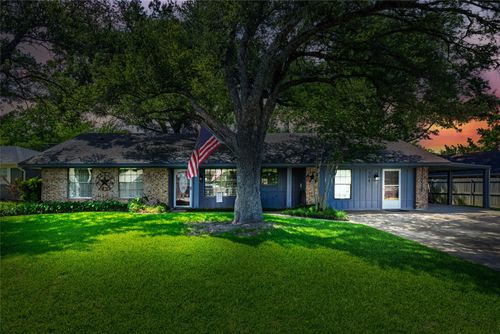 304 Azalea Dr, Sulphur Springs, TX, 75482-3706 | Card Image