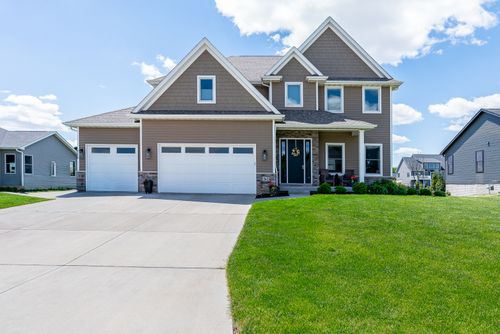 262 Ann Ave, Riverdale, IA, 52722-5719 | Card Image