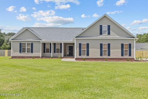 201 San Antonio Trl, Jacksonville, NC, 28546-8349 | Card Image