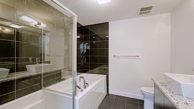 122 - 15 Aspenmont Hts Sw, Condo with 2 bedrooms, 2 bathrooms and 1 parking in Calgary AB | Image 19