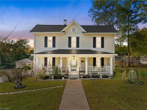 615 S Hamilton St, Eden, NC, 27288-6033 | Card Image