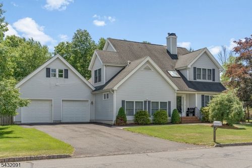 1 Wyckoff Way, Hillsborough, NJ, 08844-4330 | Card Image