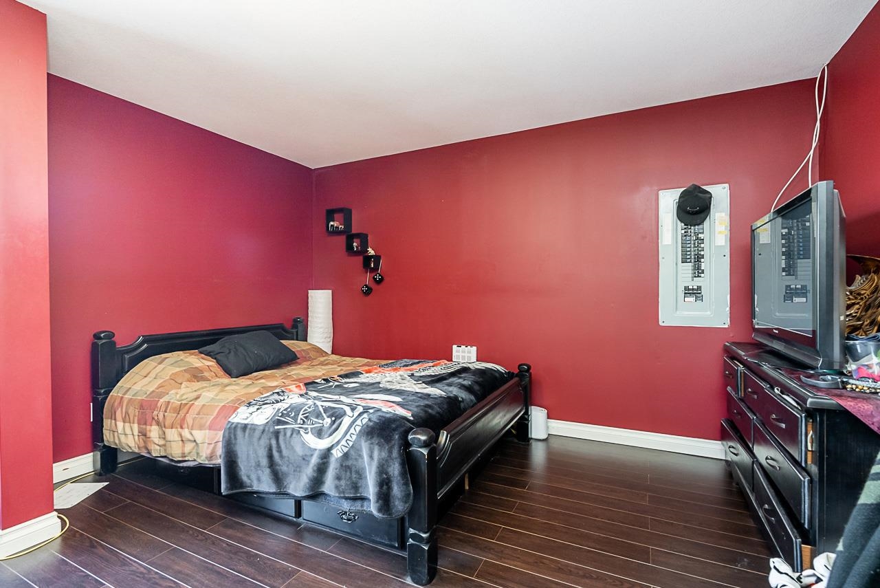 Residential in Pitt Meadows 4