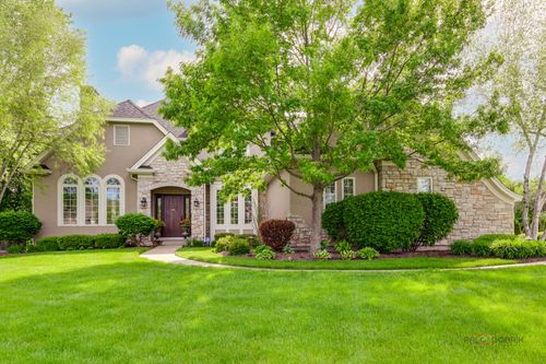 39598 Orchard Bluff Ln, Wadsworth, IL, 60083-9114 | Card Image