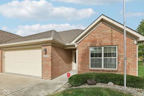 4942 W Congress Cv, New Palestine, IN, 46163-8552 | Card Image