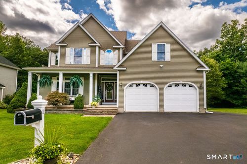 1 James Pl, Plainville, CT, 06062-2550 | Card Image