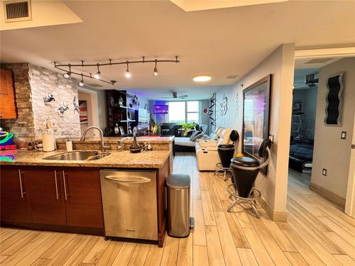 apt-1203n-2641 N Flamingo Rd, Sunrise, FL, 33323-1739 | Card Image