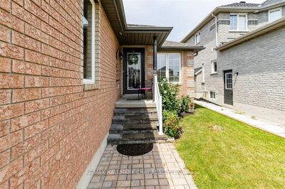 MAIN - 2123 Osbond Rd, House other with 2 bedrooms, 2 bathrooms and 3 parking in Innisfil ON | Image 2