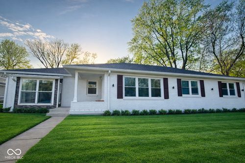 9530 Park Ave, Indianapolis, IN, 46240-1053 | Card Image