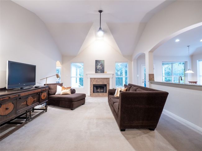 Living room with lots of natural light | Image 7