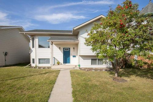 52 Harper Dr, Sylvan Lake, AB, T4S1X7 | Card Image