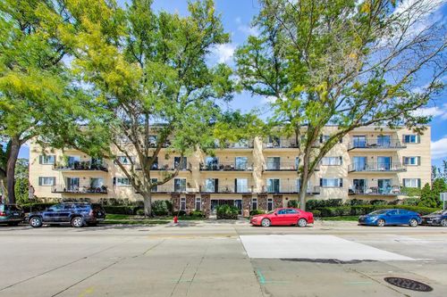 unit-407-6020 Lincoln Ave, Morton Grove, IL, 60053-2976 | Card Image