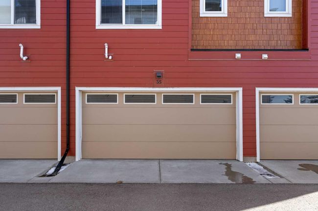 35 - 111 Rainbow Falls Gate, Townhouse with 3 bedrooms, 3 bathrooms and 2 parking in Chestermere AB | Image 33