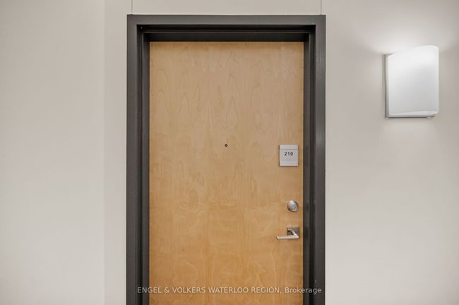 210 - 100 Garment St, Condo with 1 bedrooms, 1 bathrooms and null parking in Kitchener ON | Image 10
