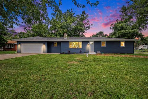 838 N 450 W, Valparaiso, IN, 46385-7956 | Card Image