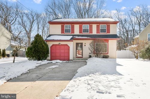 521 Woodland Ave, CHERRY HILL, NJ, 08002-2845 | Card Image