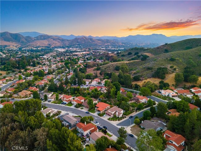 6120 Hedgewall Dr, House other with 4 bedrooms, 3 bathrooms and 3 parking in Westlake Village CA | Image 4