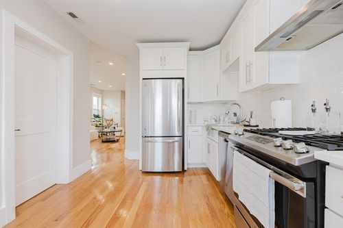 apt-3-326 Chelsea St, Boston, MA, 02128-4114 | Card Image