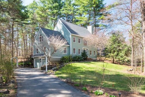 12 Wilson Pond Ln, Rowley, MA, 01969-2300 | Card Image