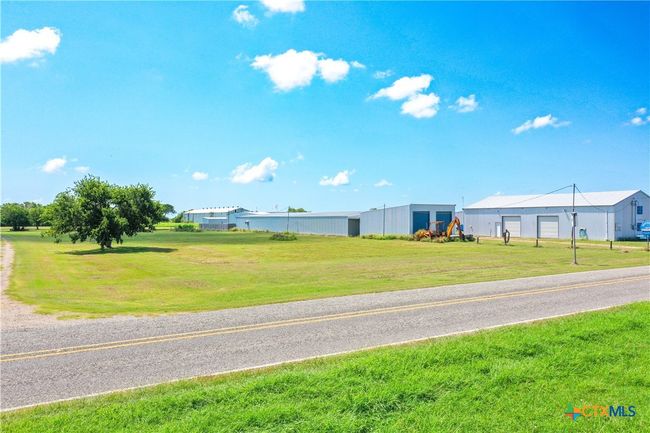 302 Luthardt St, Home with 0 bedrooms, 0 bathrooms and null parking in Austwell TX | Image 13